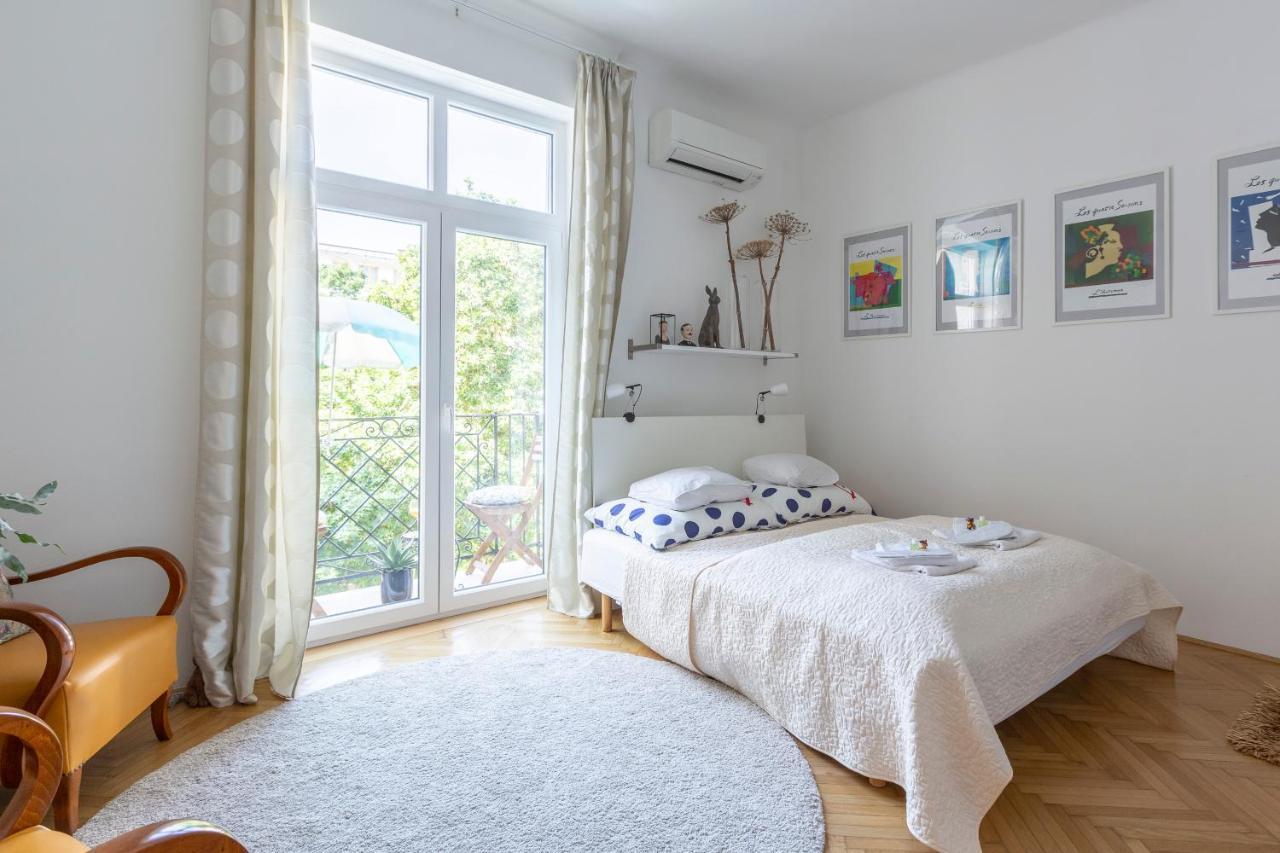 Gorgeous Flat Right Near The City Center Budapest Exterior foto